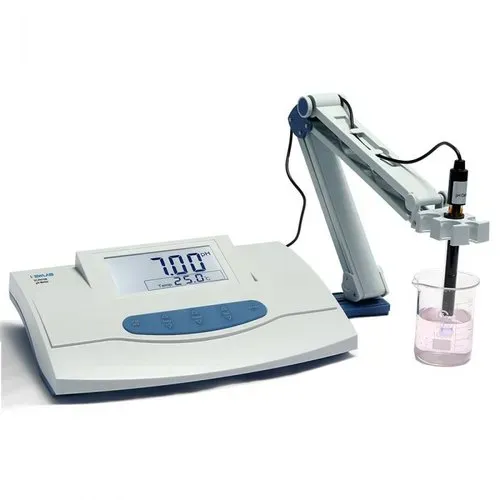 pH Meter — Water Sample Testing